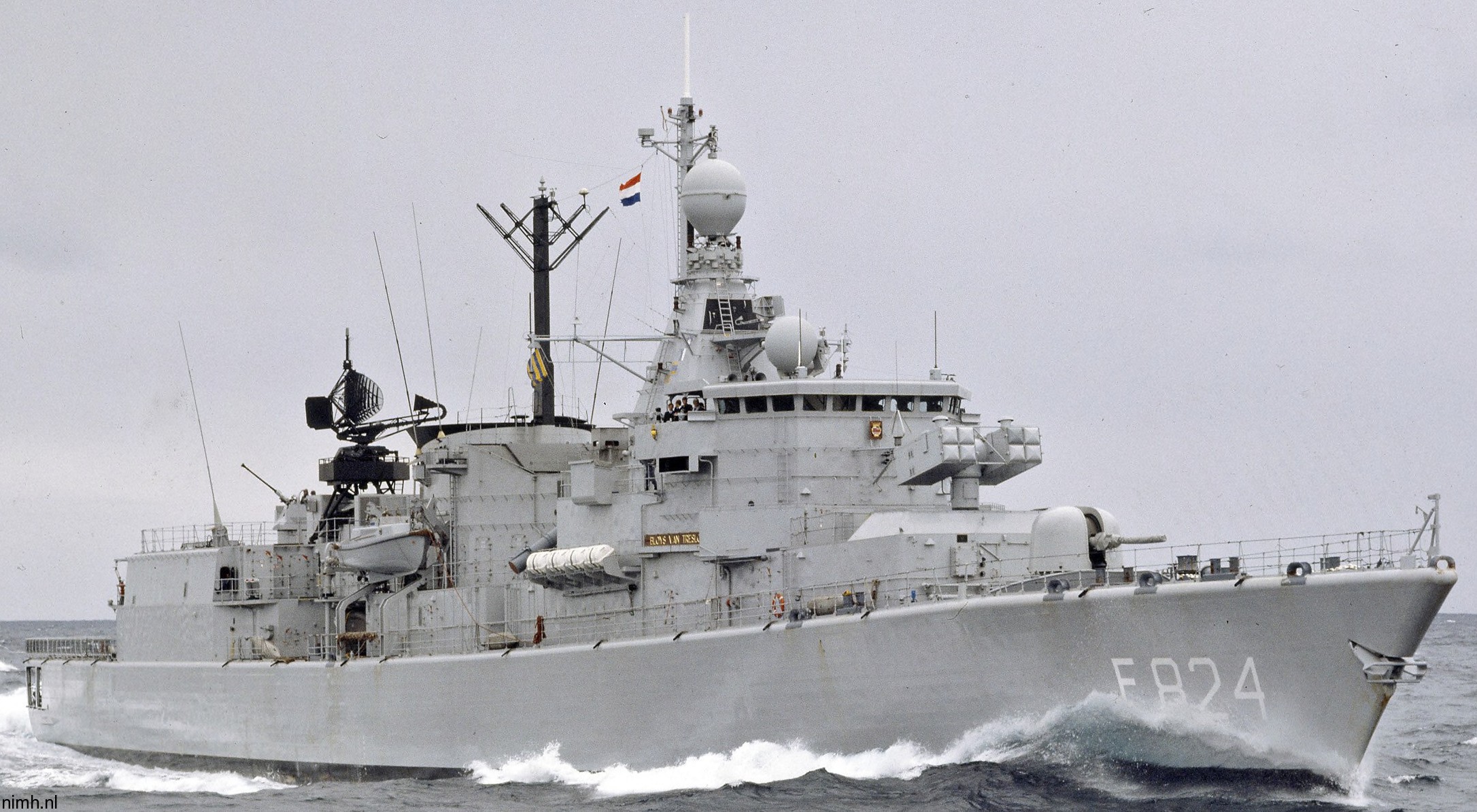 hnlms bloys van treslong f-824 kortenaer standard class frigate s-fregat royal netherlands navy koninklijke marine 25