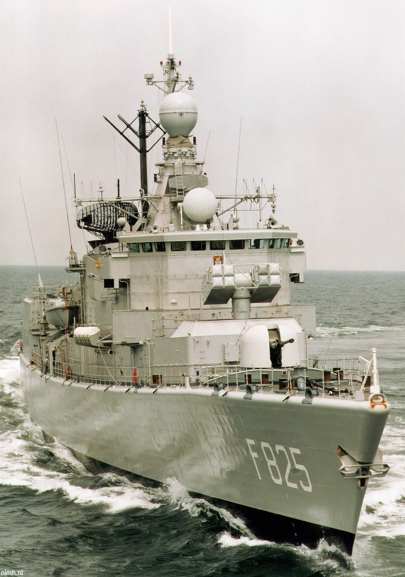 kortenaer standard class frigate s-fregat royal netherlands navy koninklijke marine 09c