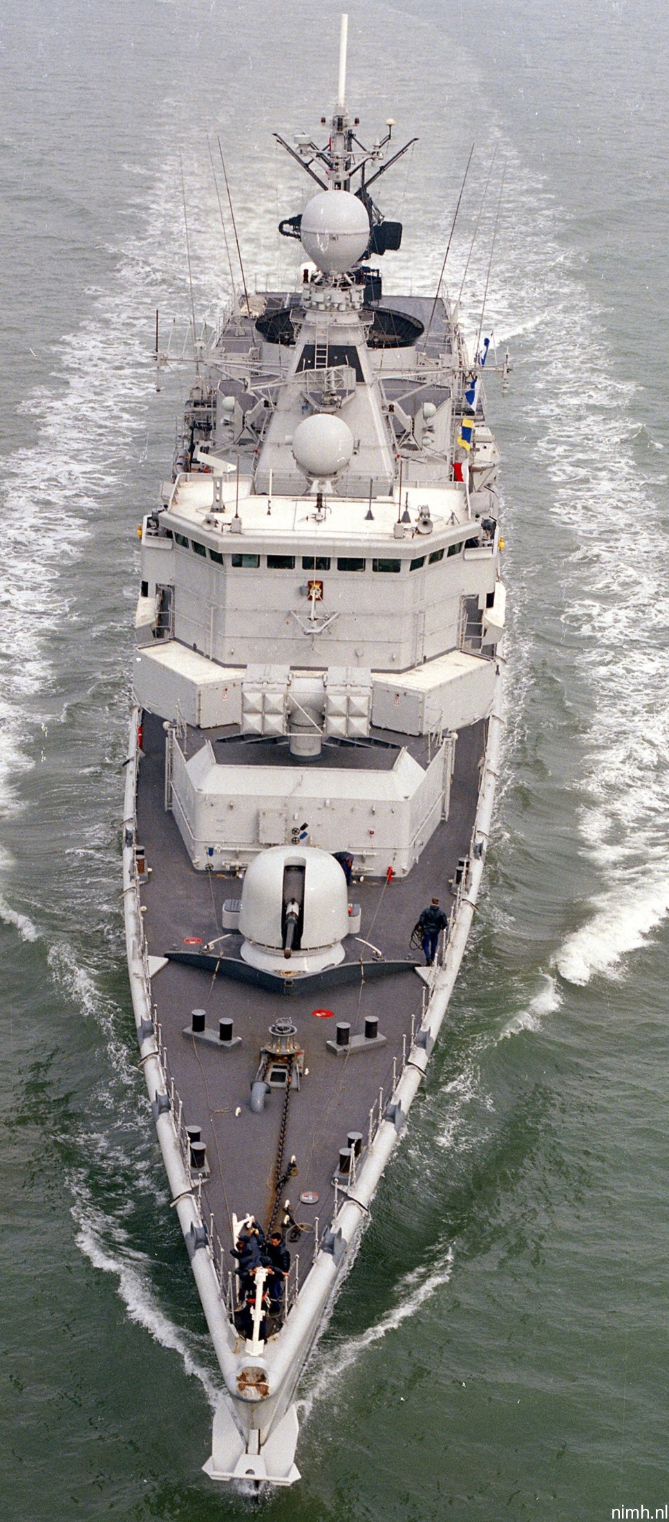 hnlms jan van brakel f-825 kortenaer standard class frigate s-fregat royal netherlands navy koninklijke marine 16