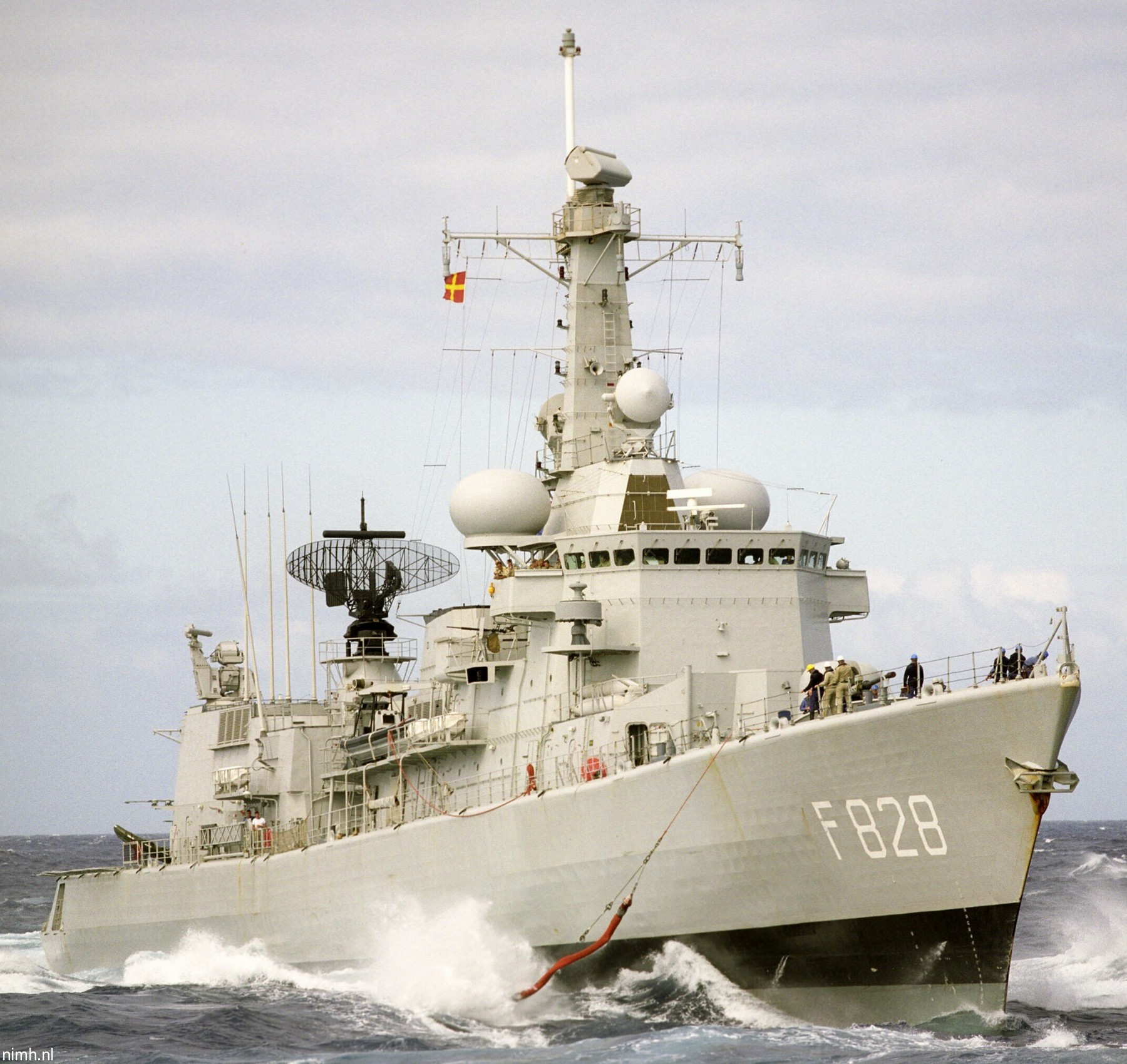 hnlms van speijk f-828 karel doorman class multipurpose frigate m-fregat royal netherlands navy koninklijke marine 05