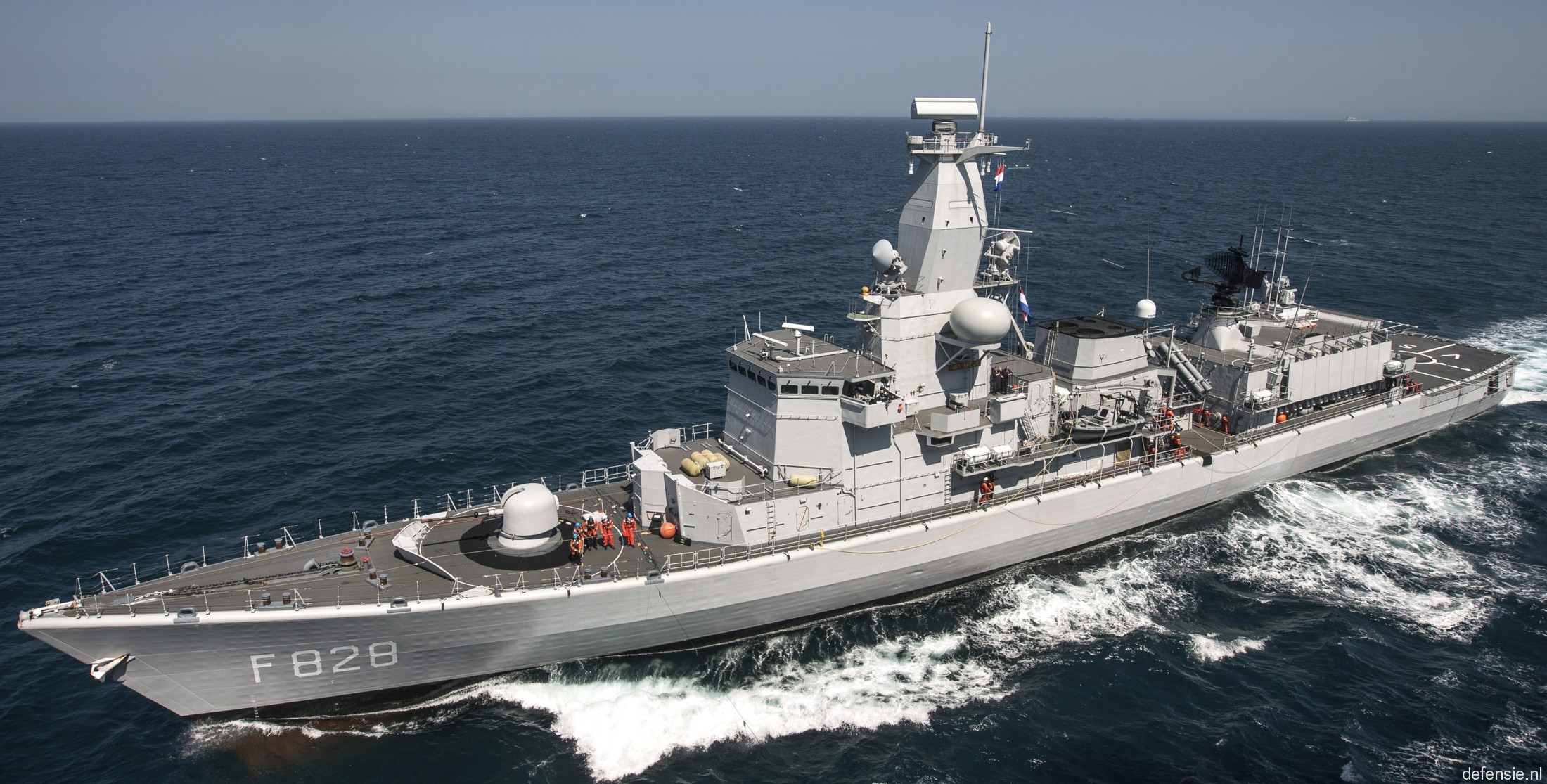 karel doorman class multipurpose frigate m-fregat royal netherlands navy koninklijke marine 26c