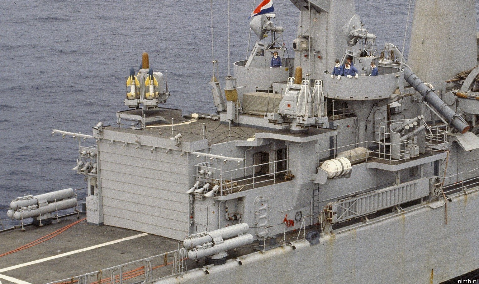 van speijk class frigate royal netherlands navy koninklijke marine mk.32 torpedo tubes seacat sam missile rgm-85 harpoon ssm