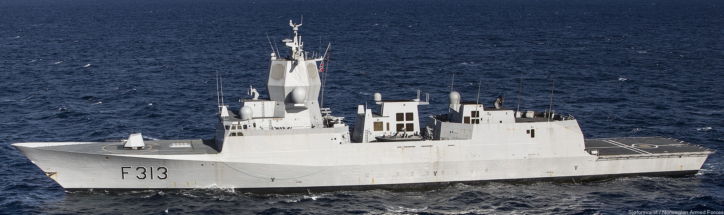 f-313 helge ingstad hnoms knm nansen class frigate royal norwegian navy 36