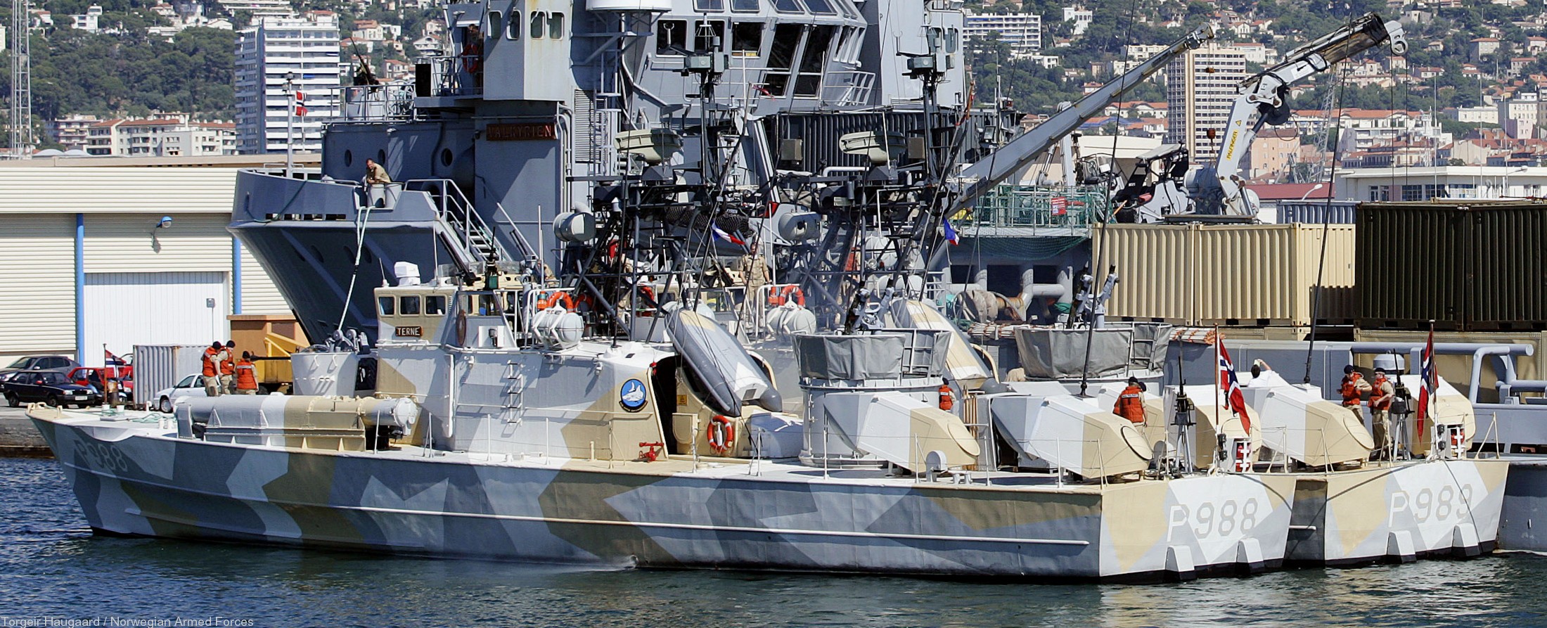 p-988 knm terne hauk class fast attack missile torpedo craft boat norwegian navy sjøforsvaret 17