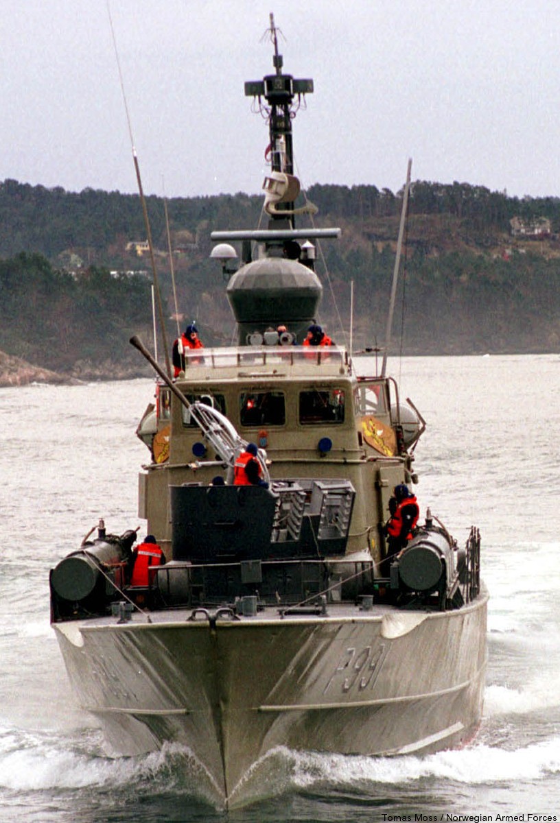 p-991 knm teist hauk class fast attack missile torpedo craft boat norwegian navy sjøforsvaret 02