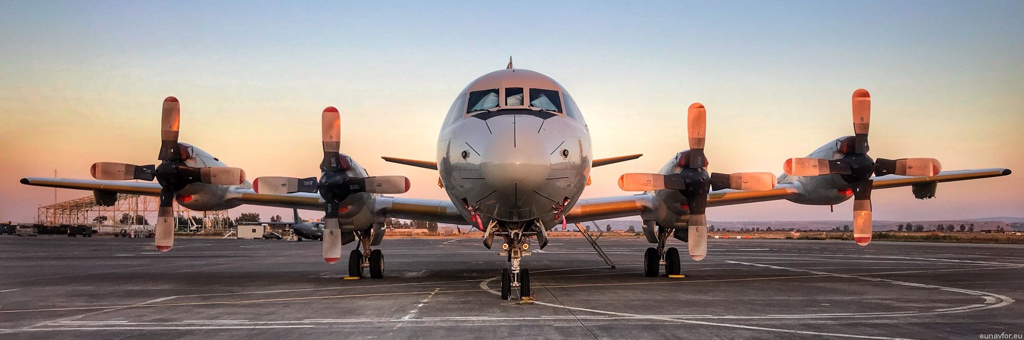 lockheed p-3c orion cup+ portuguese air force forca aerea 601 squadron lobos maritime patrol mpa eunavfor 03