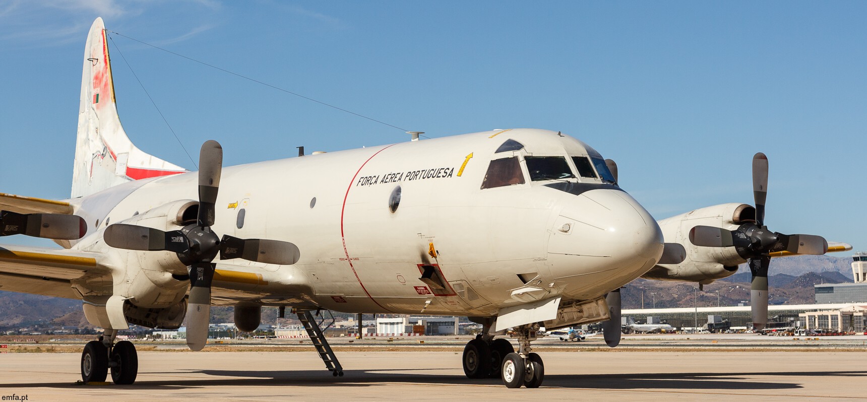 lockheed p-3c orion cup+ portuguese air force forca aerea 601 squadron lobos maritime patrol mpa 11