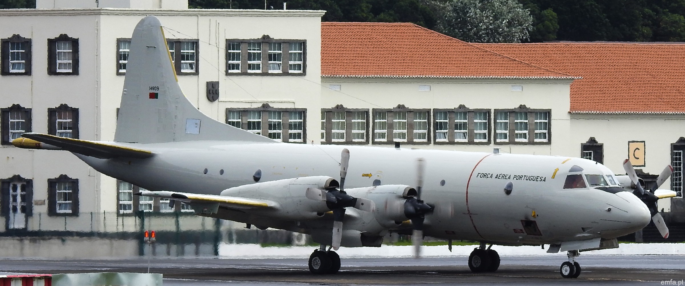 lockheed p-3c orion cup+ portuguese air force forca aerea 601 squadron lobos maritime patrol mpa 20