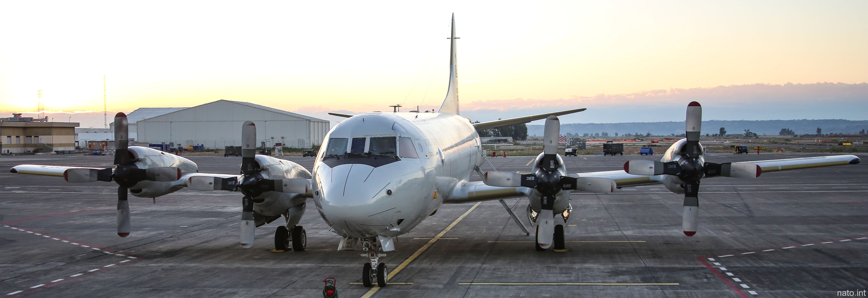 lockheed p-3c orion cup+ portuguese air force forca aerea 601 squadron lobos maritime patrol mpa 30