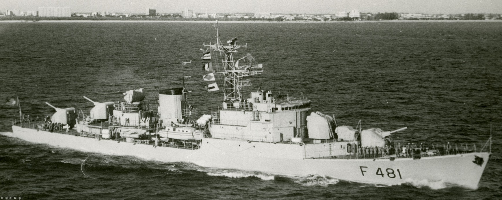 f-481 nrp comandante hermenegildo capelo joao belo class frigate portuguese navy marinha portuguesa 02