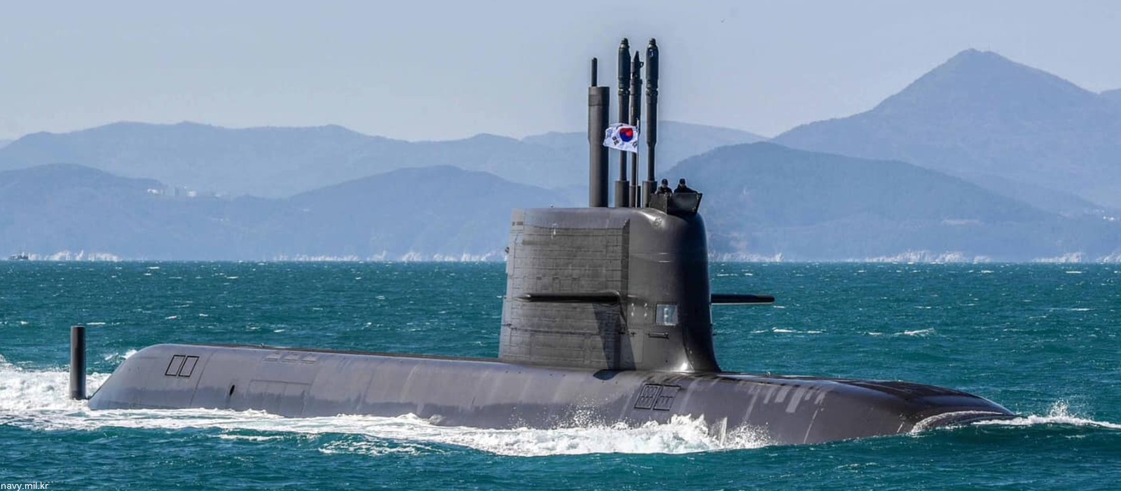 dosan changho class submarine kss-iii republic of korean navy rokn tiger shark torpedo ugm-84 harpoon ssm chonryong slcm missile hyonmoo cruise ballistic slbm 02