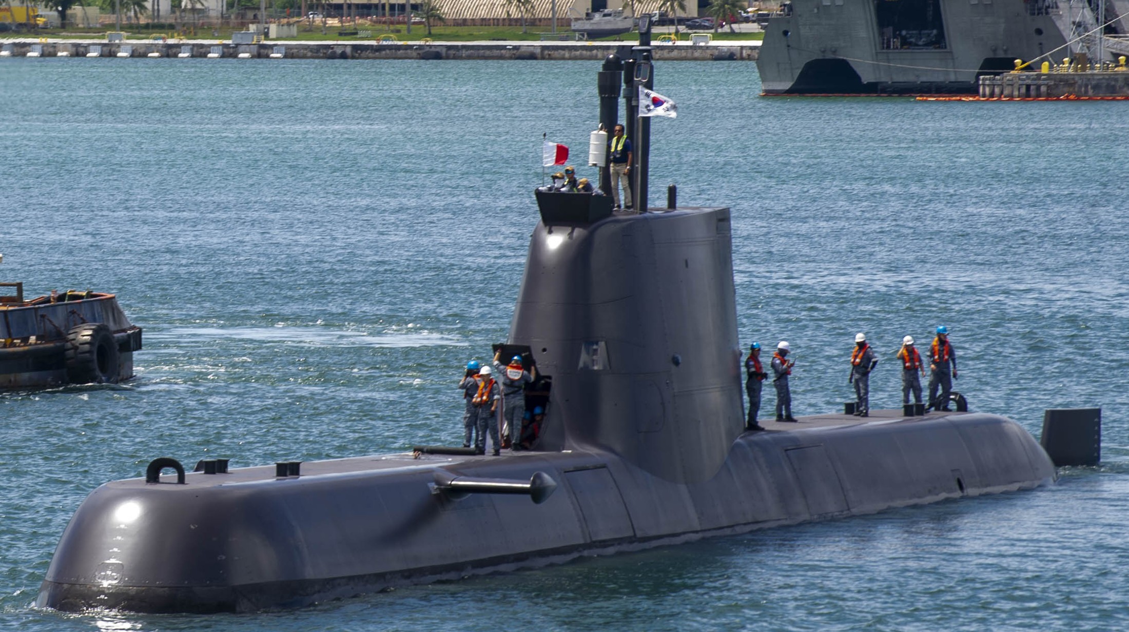 ss-081 roks lee beom-seok son won-il class attack submarine type-214 kss-ii republic of korea navy rokn 04 rimpac hawaii