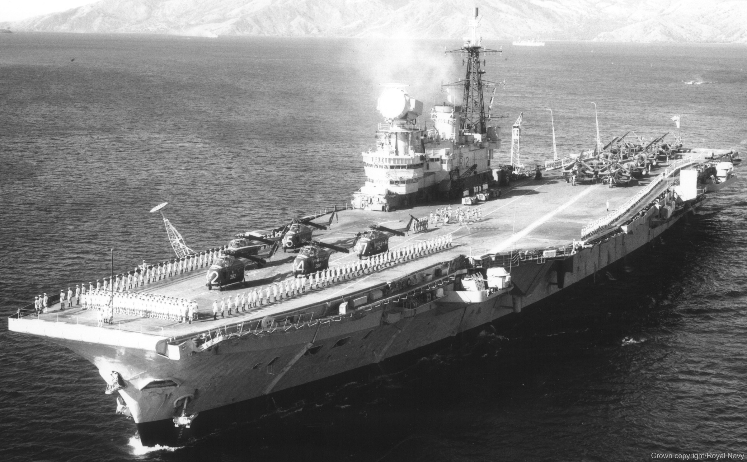r-12 hms hermes centaur class aircraft carrier royal navy vickers armstrong 07x