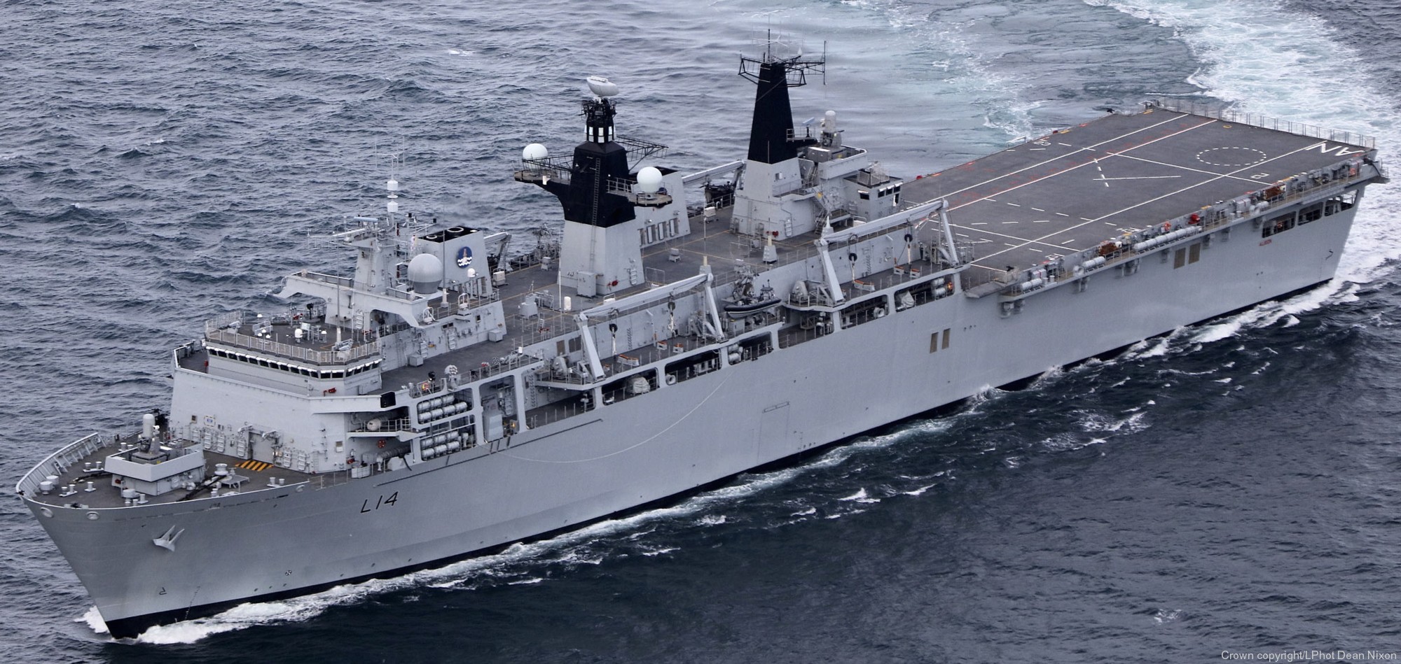 l14 hms albion amphibious transport dock assault ship landing platform lpd royal navy 36