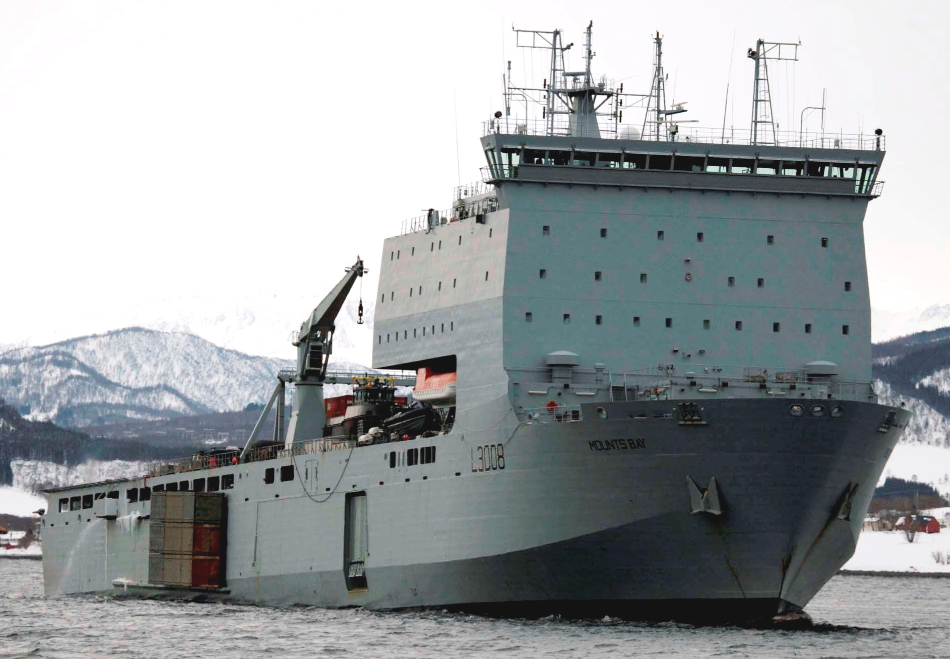 l-3008 rfa mounts bay dock landing ship lsd royal fleet auxilary navy 06