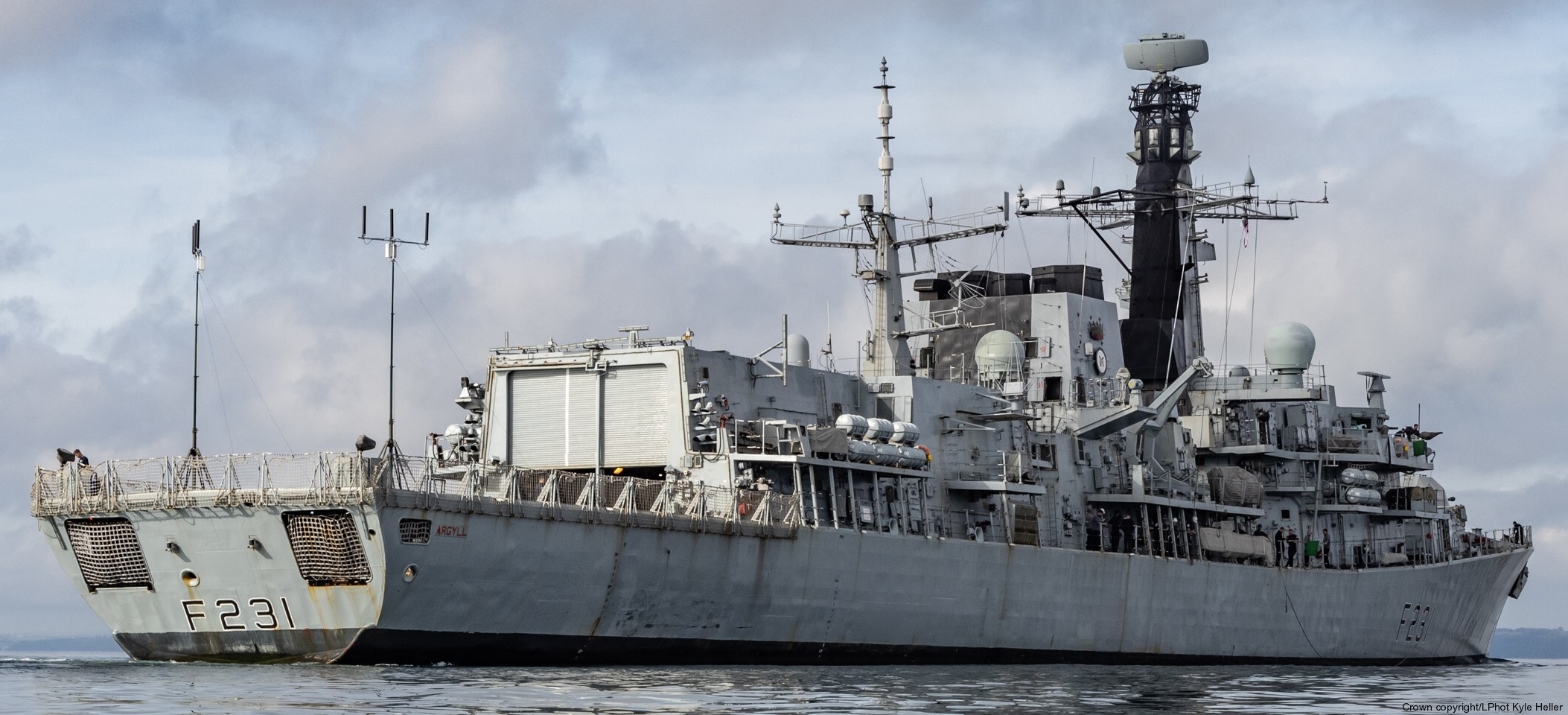 f-231 hms argyll type 23 duke class guided missile frigate ffg royal navy 40