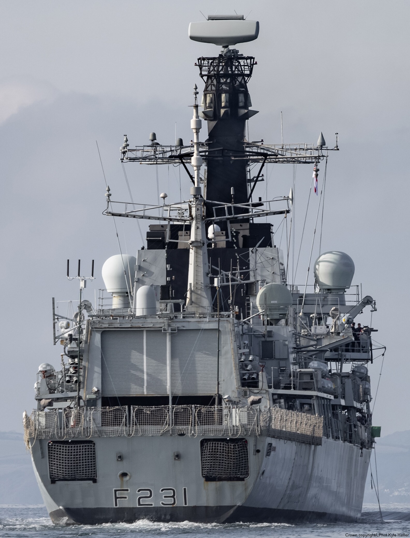 f-231 hms argyll type 23 duke class guided missile frigate ffg royal navy 41