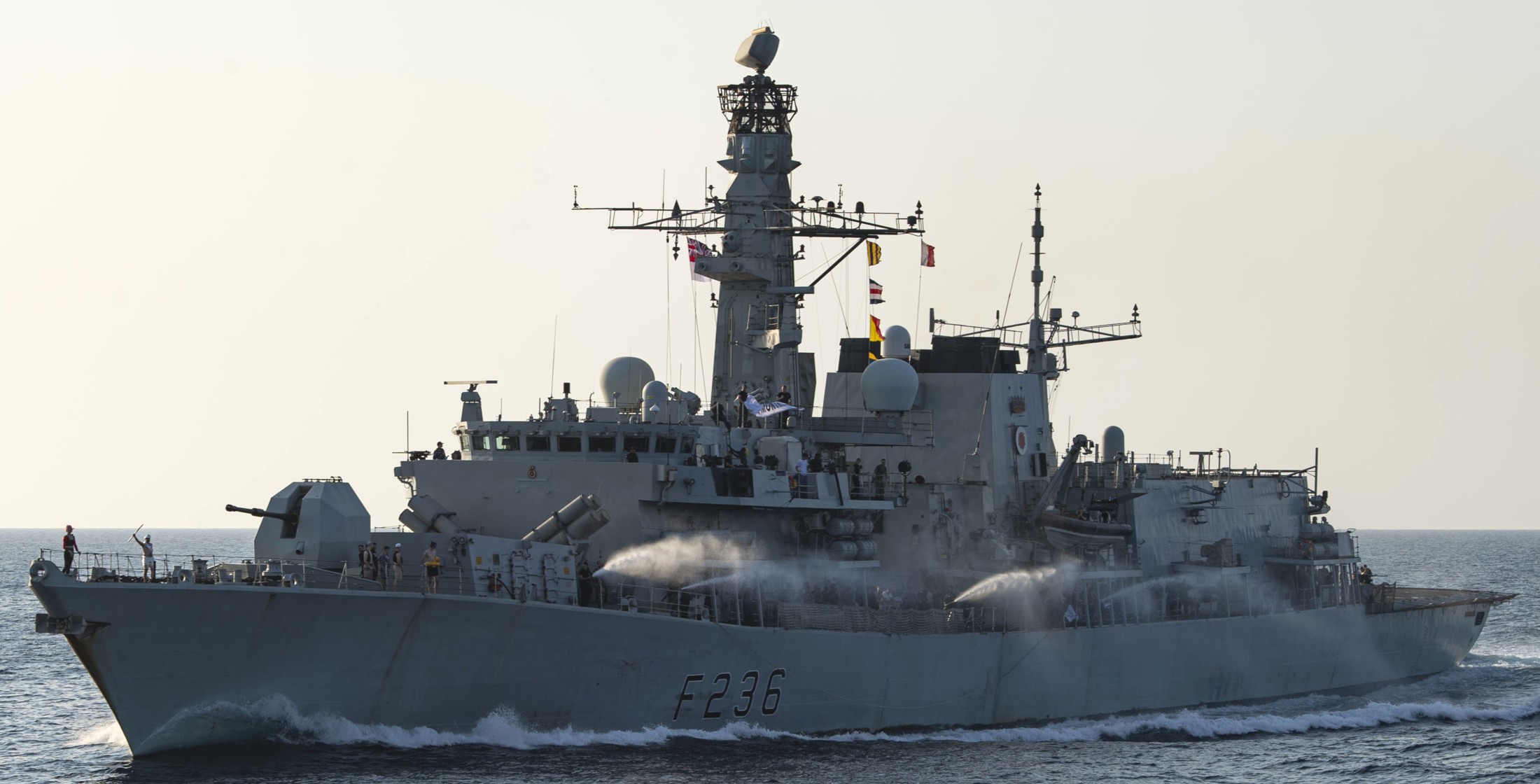 f-236 hms montrose type 23 duke class guided missile frigate ffg royal navy 41