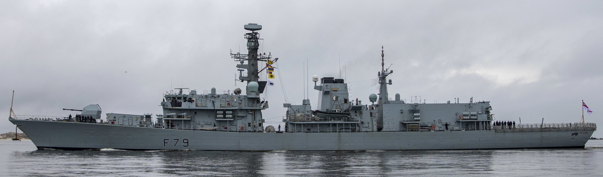 f-79 hms portland type 23 duke class guided missile frigate ffg royal navy 34