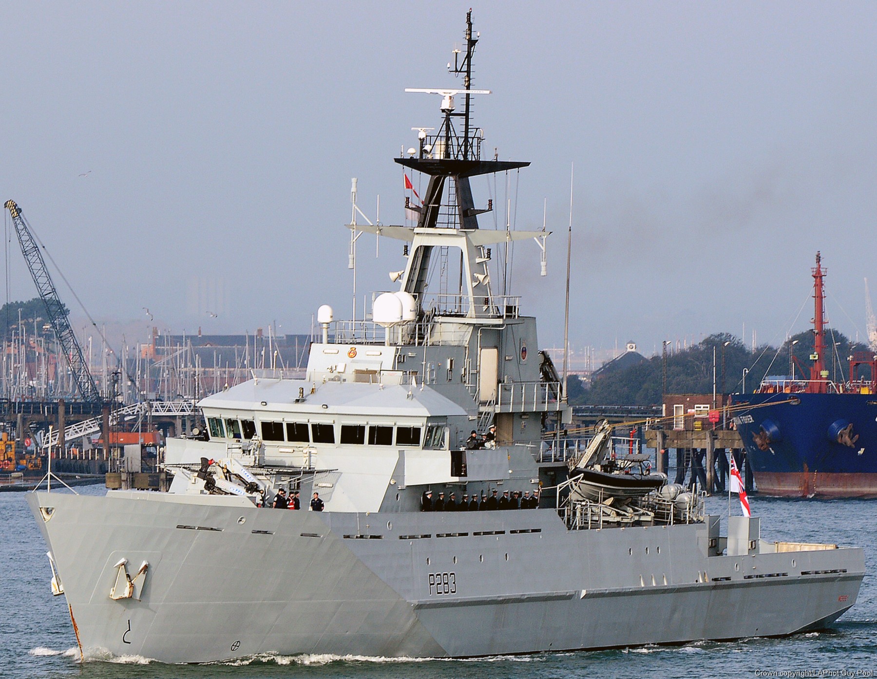 p283 hms mersey river class offshore patrol vessel opv royal navy 04 hmnb portsmouth