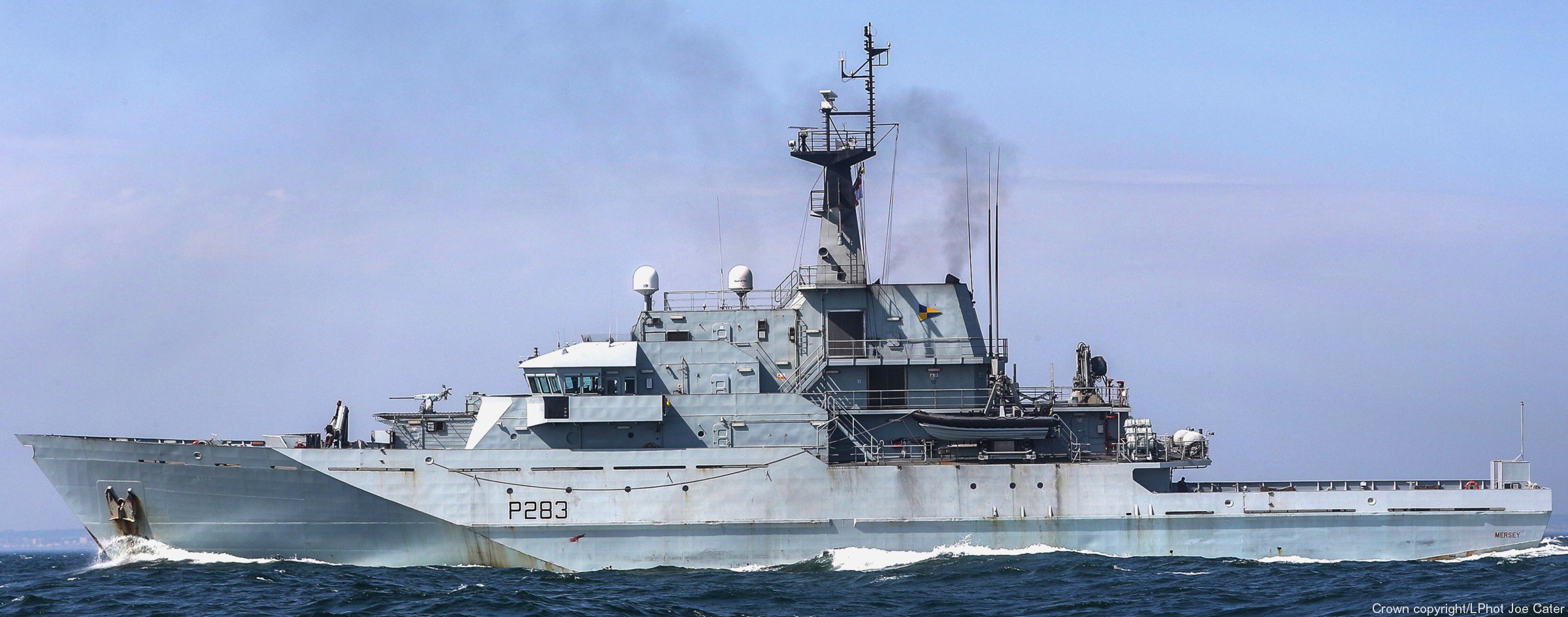 p283 hms mersey river class offshore patrol vessel opv royal navy 33