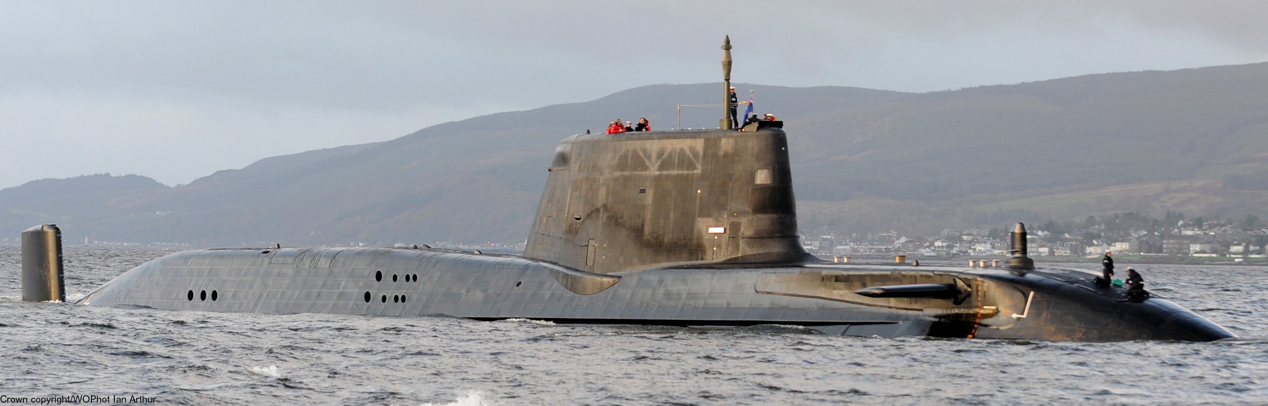 s119 hms astute s-119 attack submarine ssn hunter killer royal navy 10