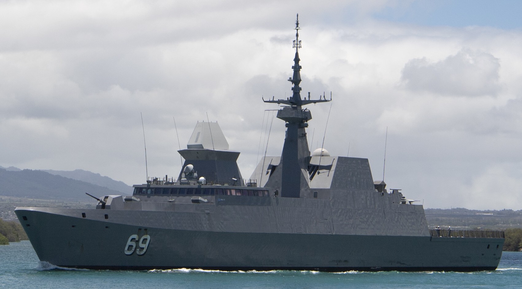 69 rss intrepid formidable class frigate republic singapore navy 03x