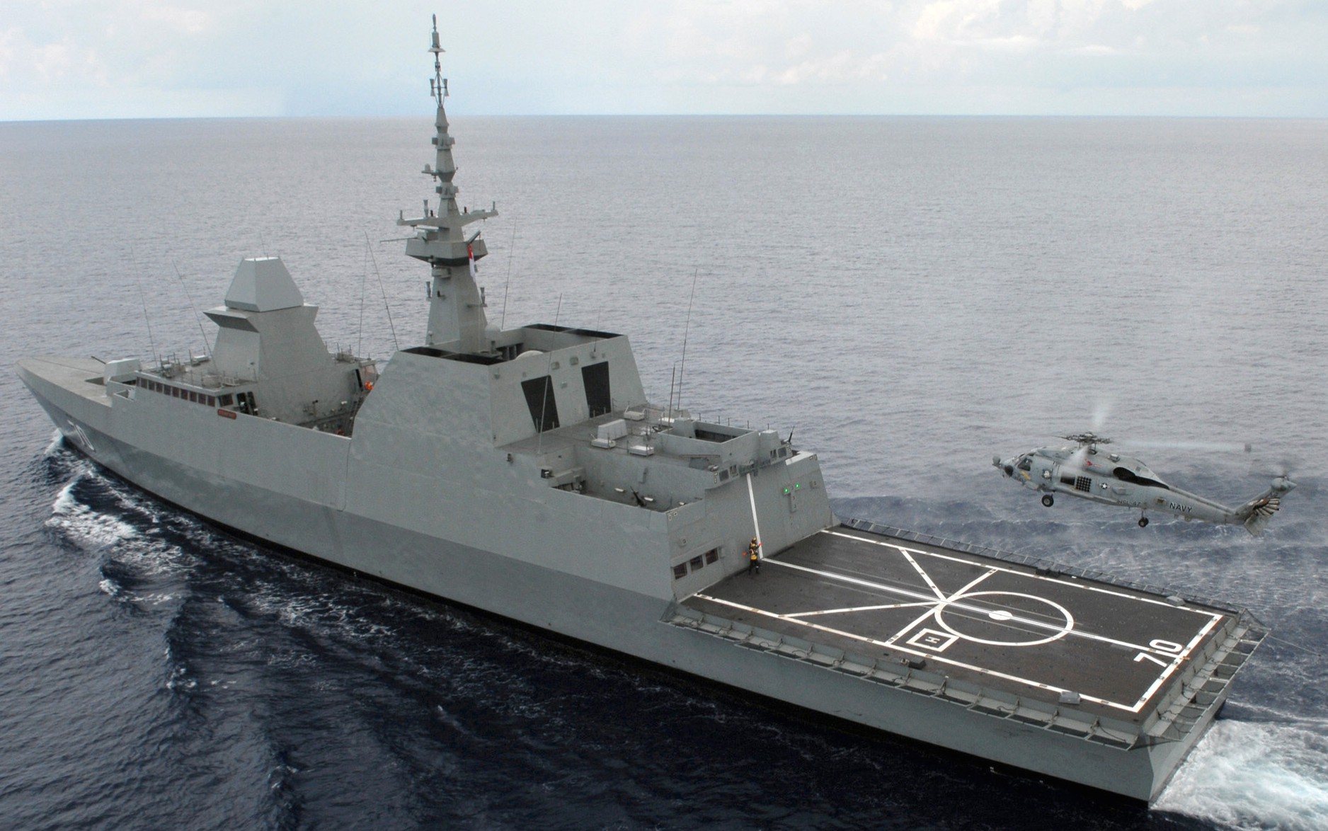 70 rss steadfast formidable class multi-mission missile frigate ffg republic singapore navy 08
