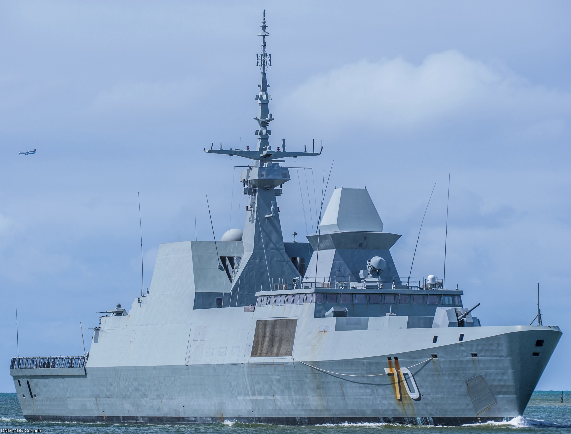 70 rss steadfast formidable class multi-mission missile frigate ffg republic singapore navy 18