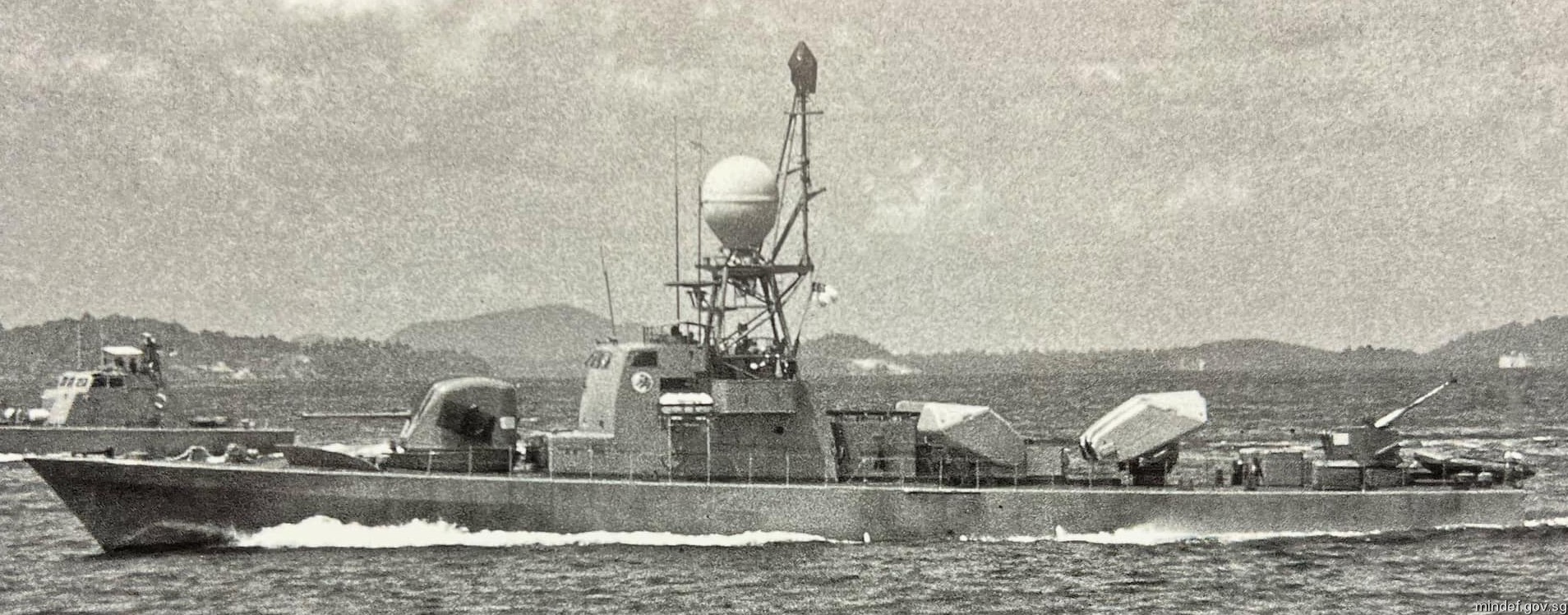 sea wolf class missile gun boat fast attack craft facm mgb republic singapore navy rss iai gabriel ssm 02