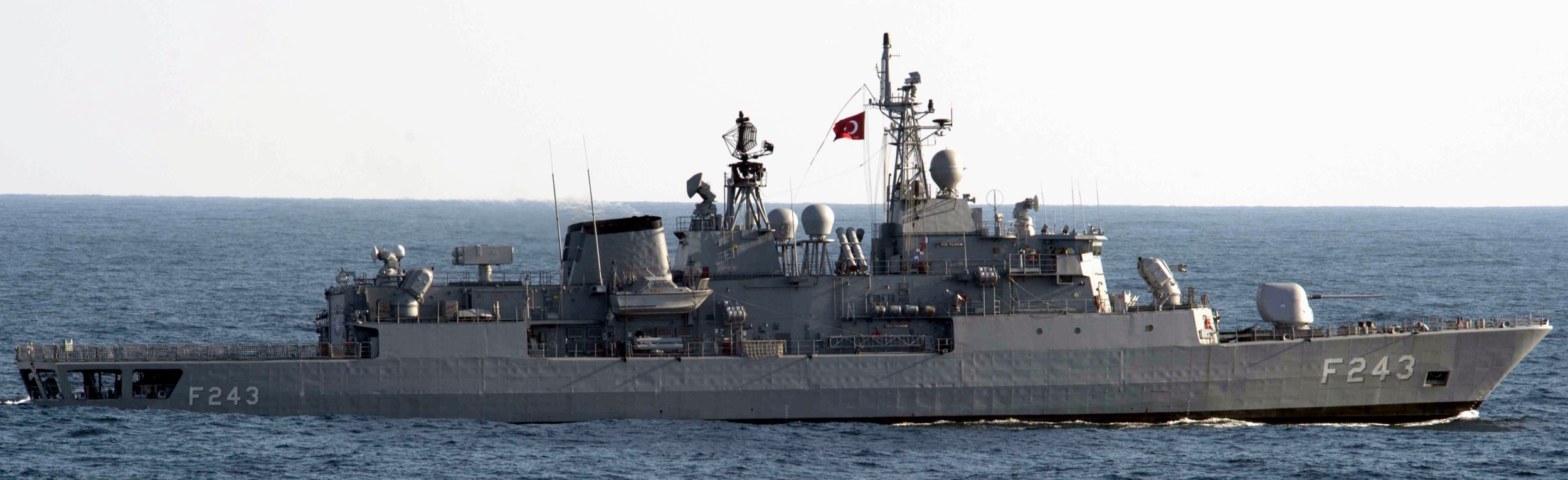 f-243 tcg yildirim yavuz meko-200tn class frigate turkish navy türk deniz kuvvetleri 17