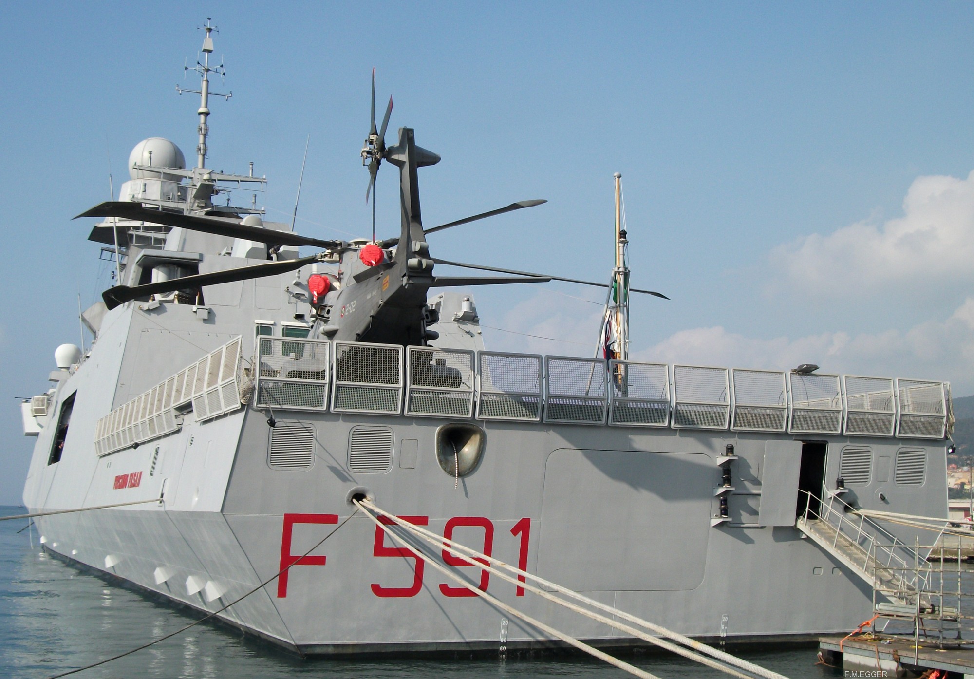 f-591 virginio fasan fremm bergamini class frigate italian navy marine militare 33 flight deck