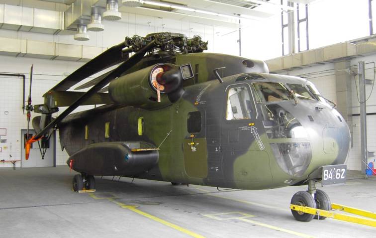 German Army CH-53G (84+62). MTHR-25. Erding Open Day 2006.