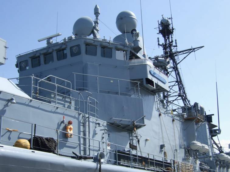 FGS Niedersachsen F 208 / SNMG-2 - Trieste, Italy - April 2008