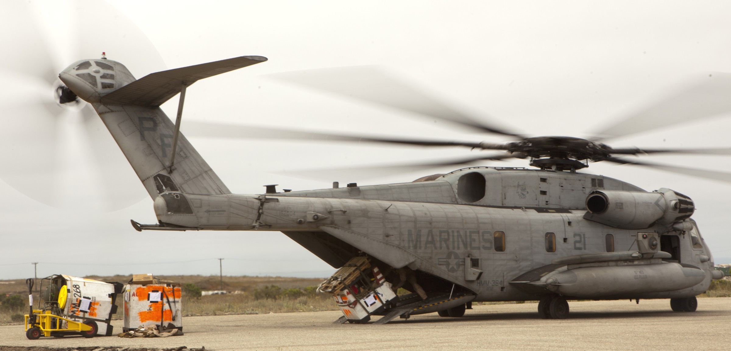 hmh-361 flying tigers marine heavy helicopter squadron sikorsky ch-53e super stallion usmc 94