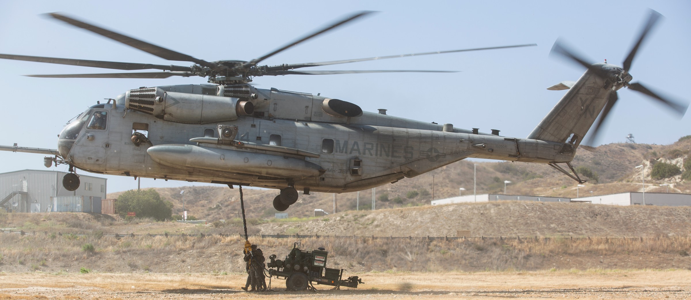 hmh-361 flying tigers ch-53e super stallion marine heavy helicopter squadron usmc camp pendleton 115