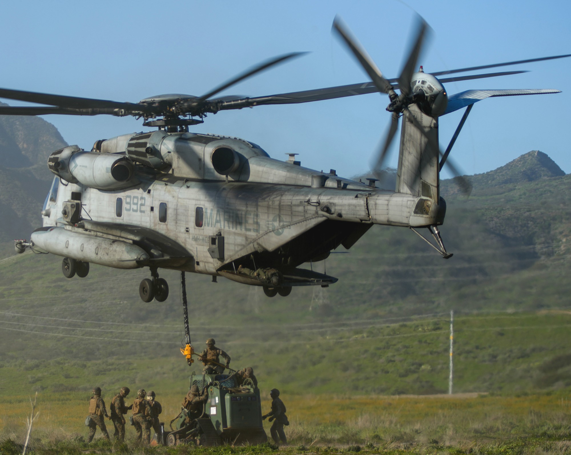 hmh-361 flying tigers ch-53e super stallion marine heavy helicopter squadron usmc camp pendleton 154