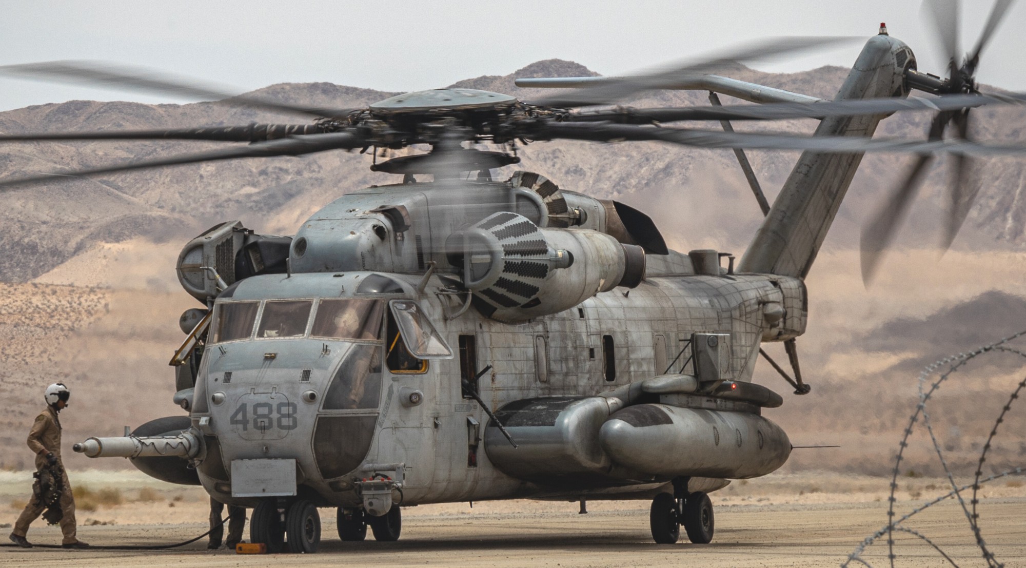 hmh-361 flying tigers ch-53e super stallion marine heavy helicopter squadron usmc twentynine palms mcagcc 162