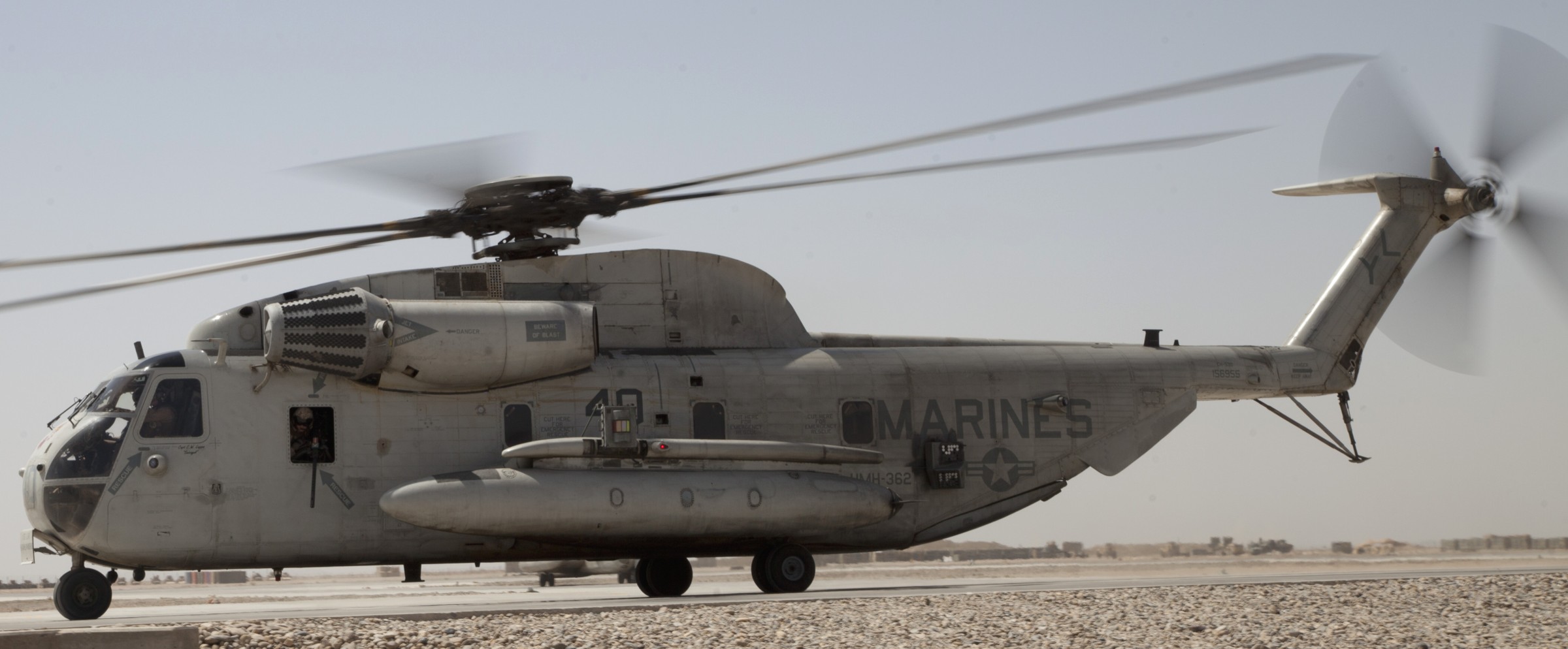 hmh-362 ugly angels marine heavy helicopter squadron usmc sikorsky ch-53d sea stallion camp dwyer afghanistan 57