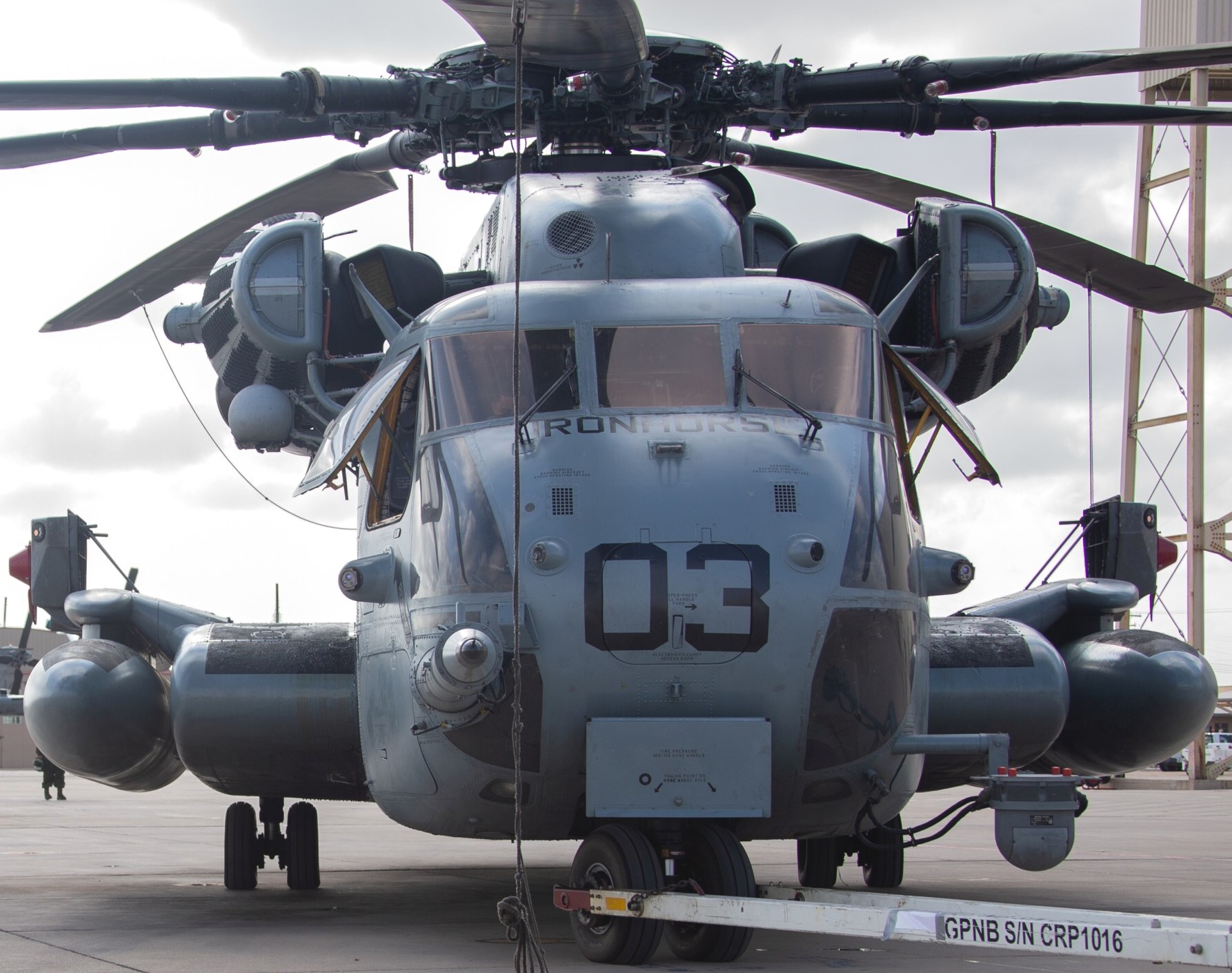 hmh-461 ironhorse ch-53e super stallion marine heavy helicopter squadron usmc naf el centro 05