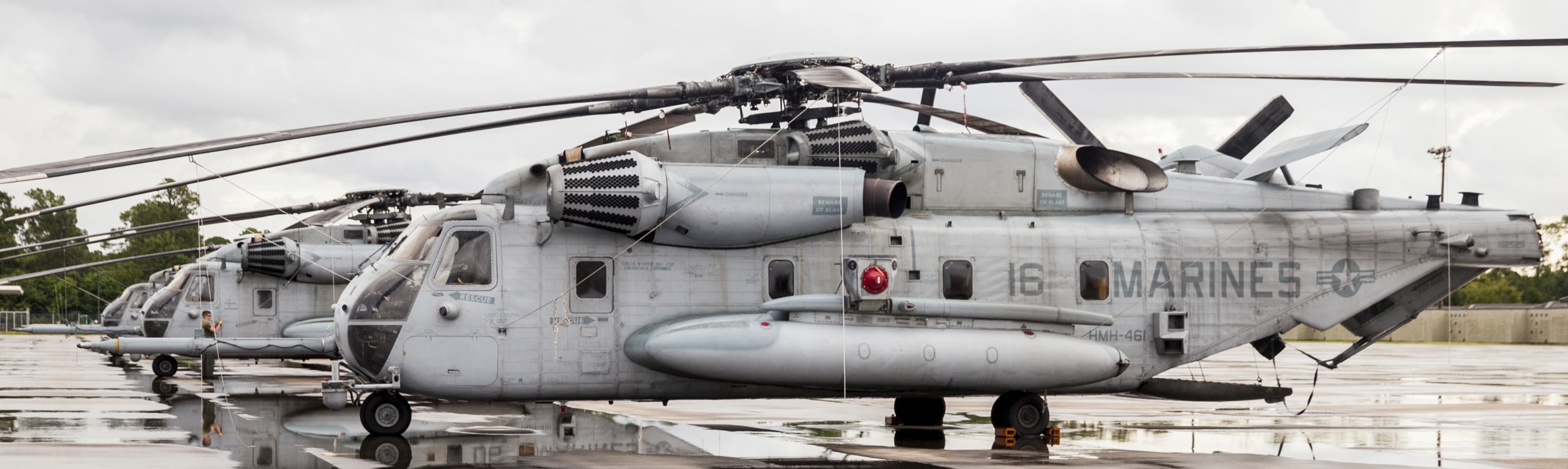 hmh-461 ironhorse ch-53e super stallion marine heavy helicopter squadron gulfport mississippi 38