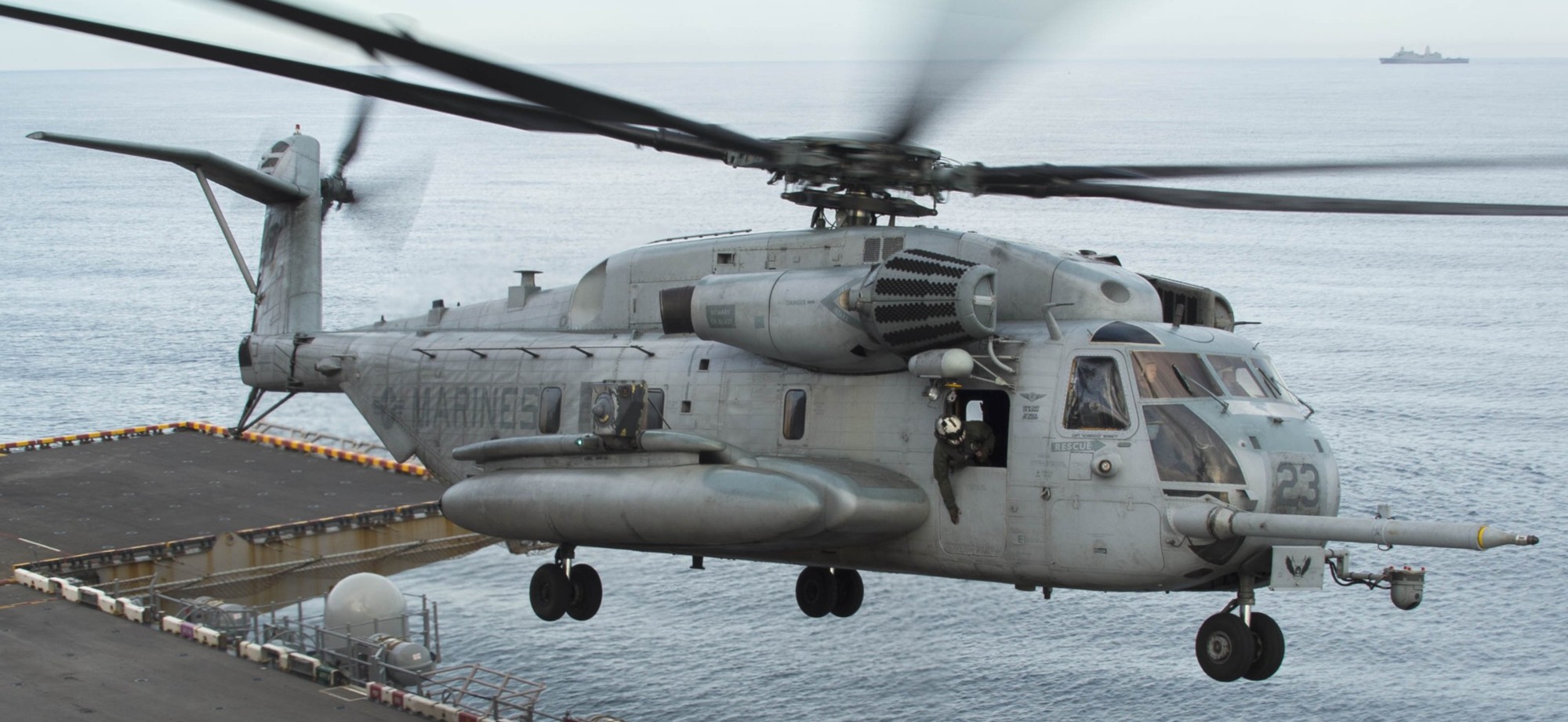 hmh-461 ironhorse ch-53e super stallion marine heavy helicopter squadron 43