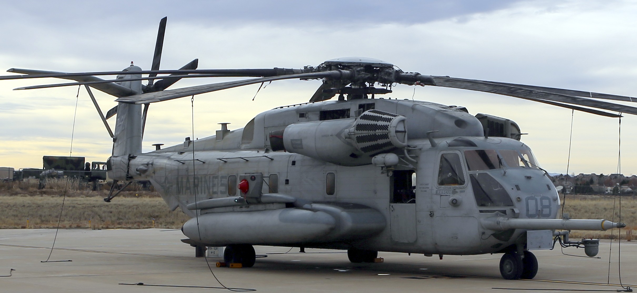 hmh-461 ironhorse ch-53e super stallion marine heavy helicopter squadron buckley afb colorado 46