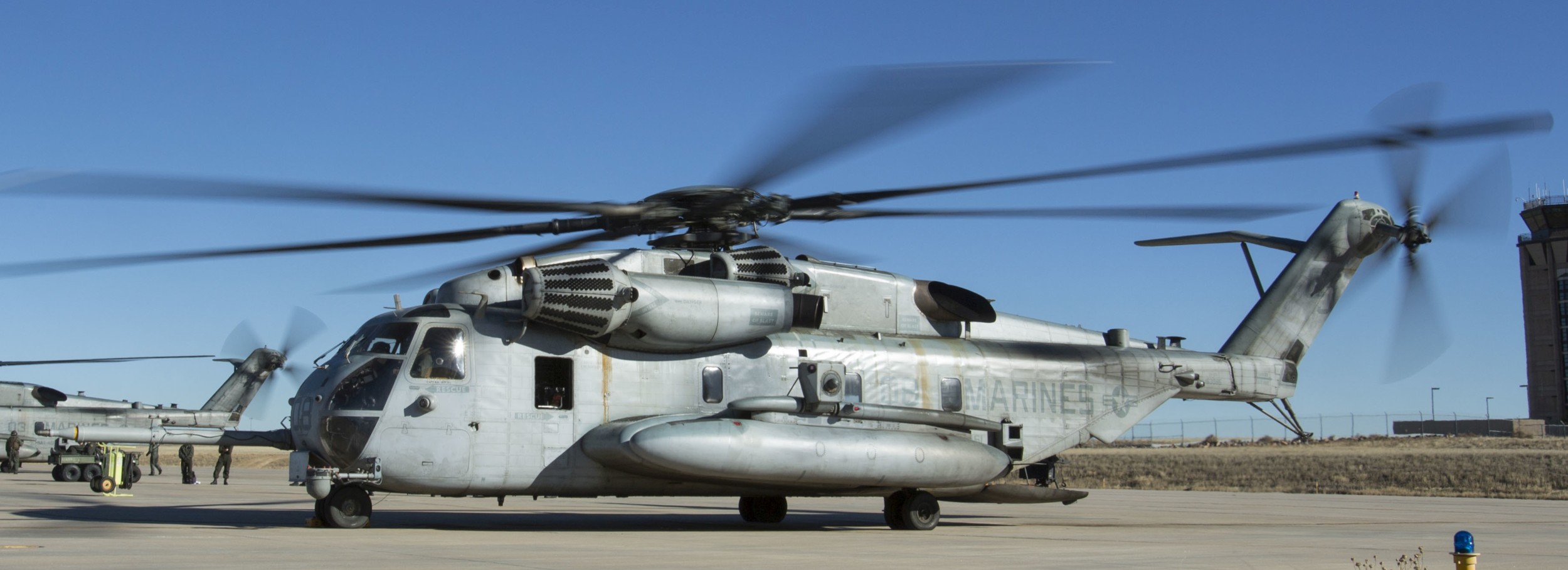 hmh-461 ironhorse ch-53e super stallion marine heavy helicopter squadron 50