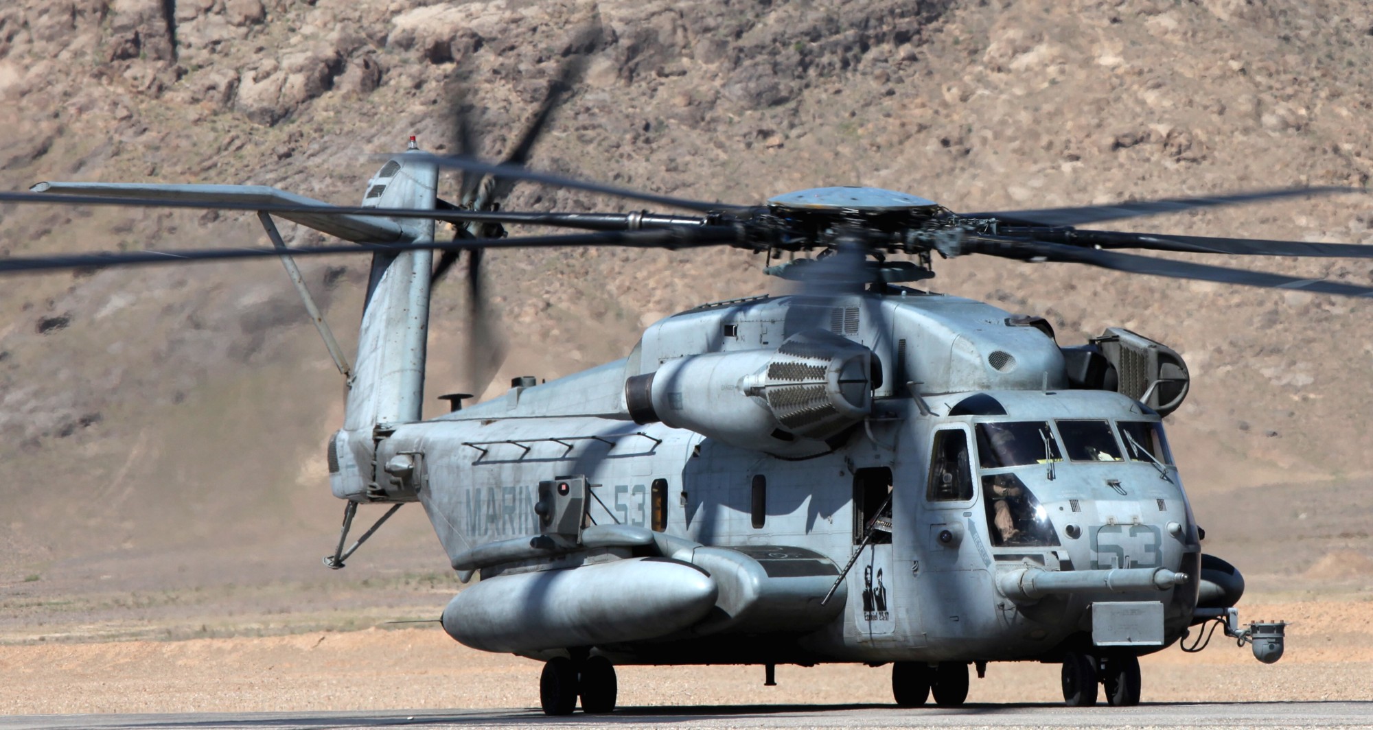 hmh-461 ironhorse ch-53e super stallion marine heavy helicopter squadron 93