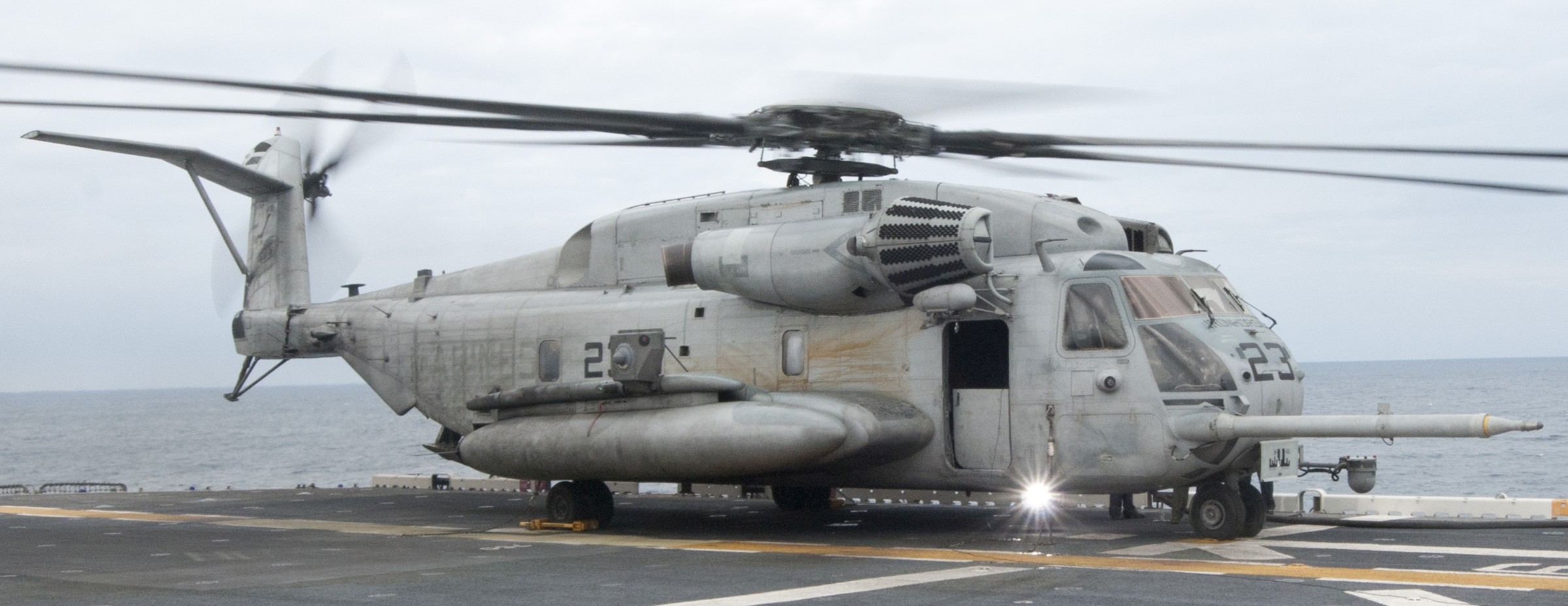 hmh-461 ironhorse ch-53e super stallion marine heavy helicopter squadron exercise bold alligator uss wasp lhd-1 2012