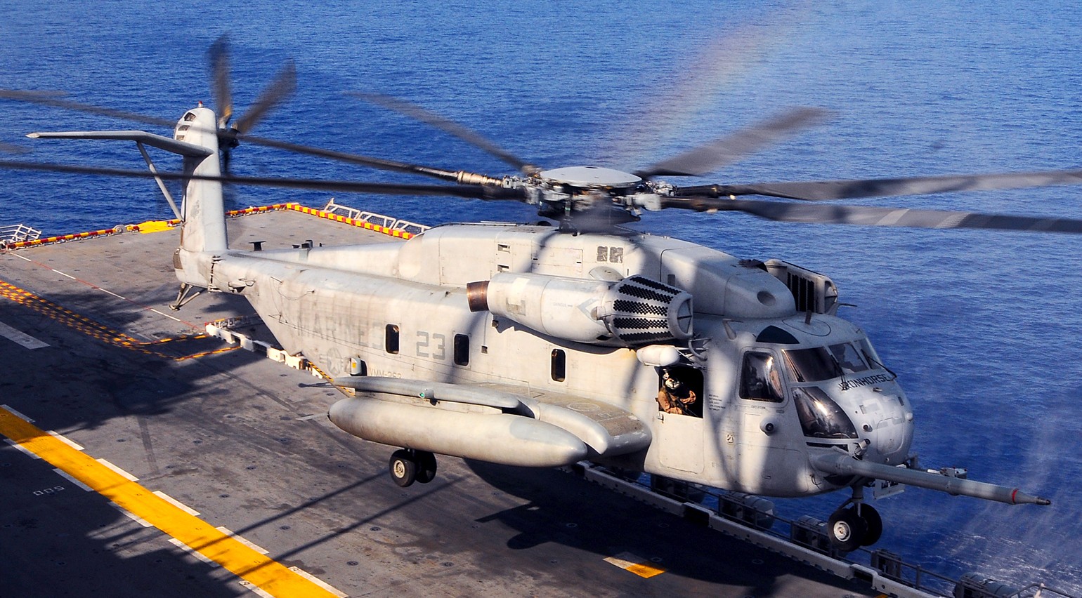 hmh-461 ironhorse ch-53e super stallion marine heavy helicopter squadron 112