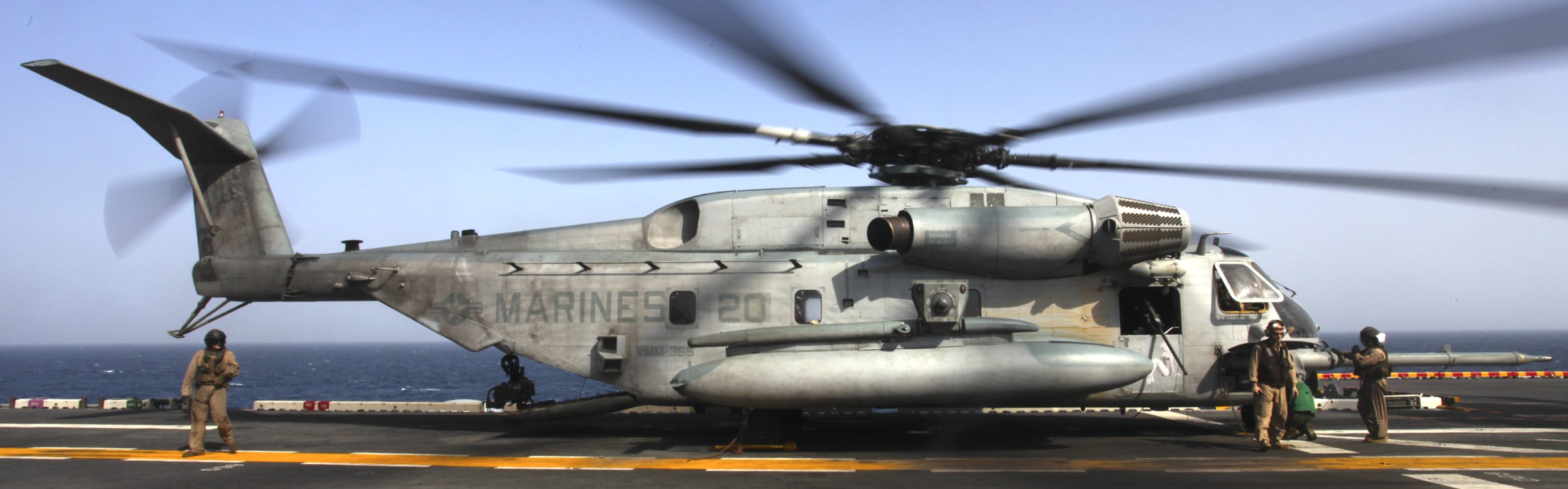 hmh-461 ironhorse ch-53e super stallion marine heavy helicopter squadron 159