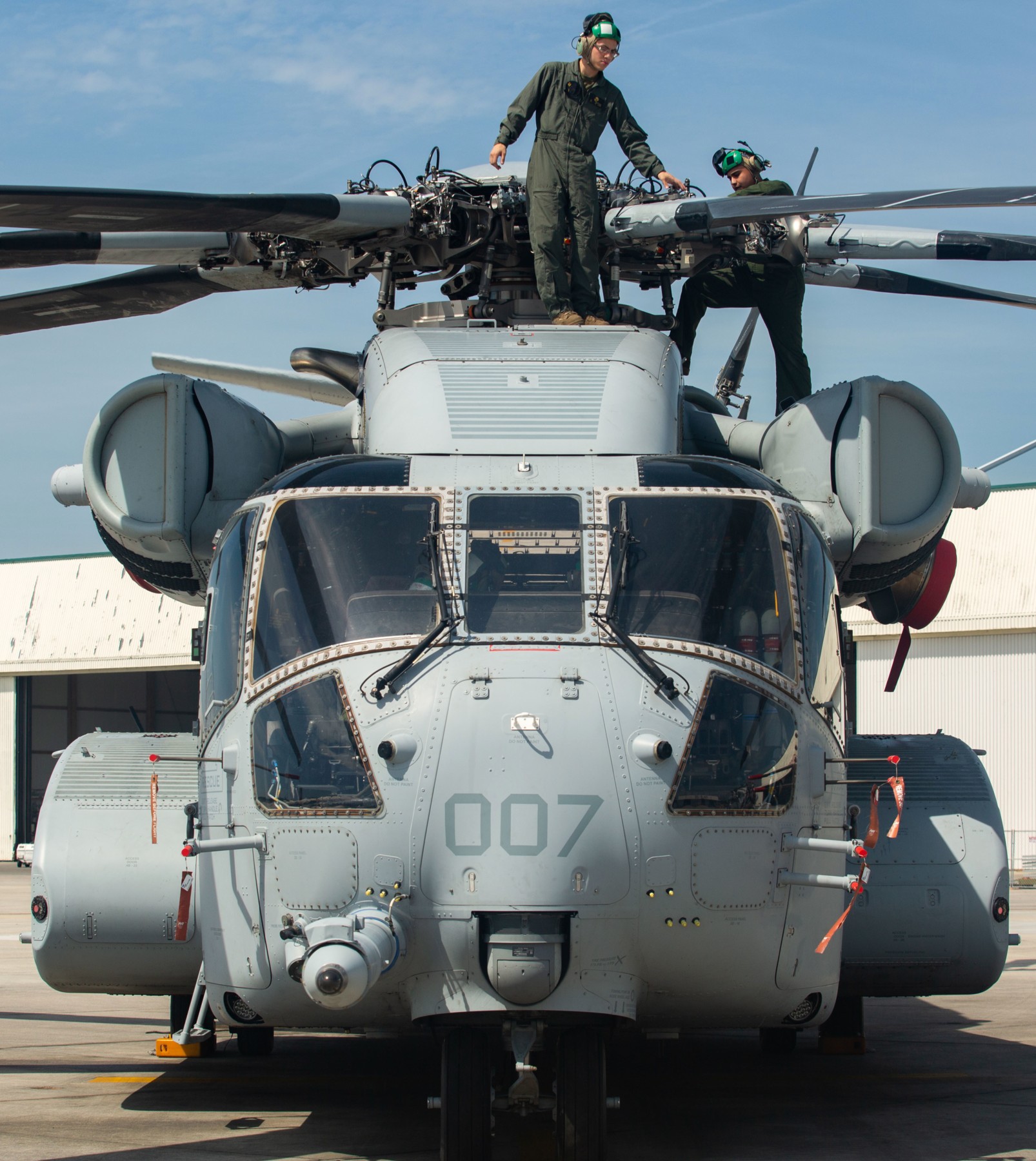 hmh-461 ironhorse ch-53k king stallion marine heavy helicopter squadron usmc 191