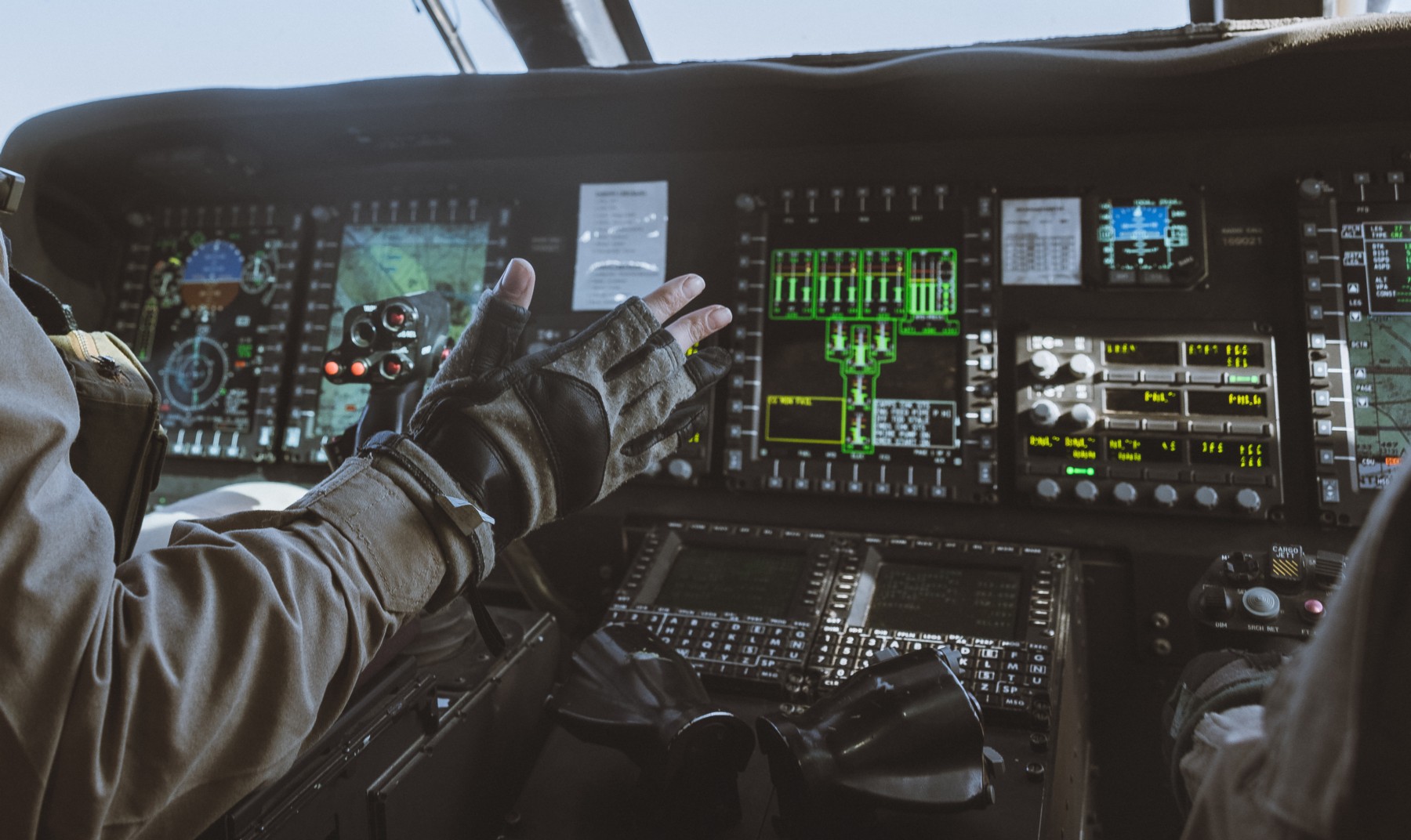 hmh-461 ironhorse ch-53k king stallion marine heavy helicopter squadron usmc cockpit 199